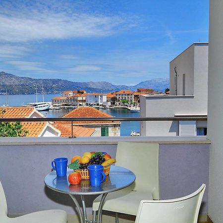 Apartmani Marija Postira Luaran gambar
