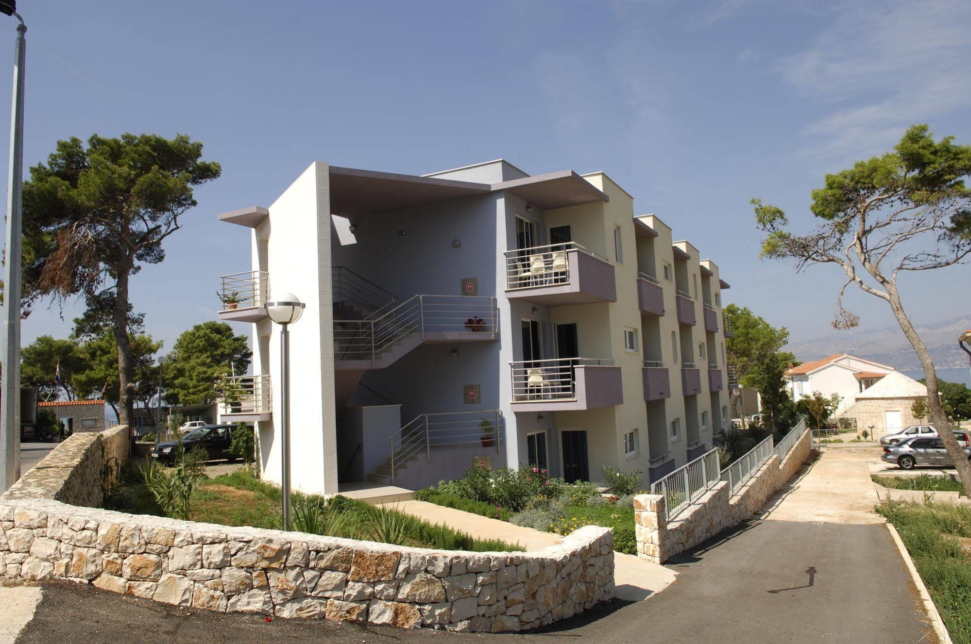 Apartmani Marija Postira Luaran gambar