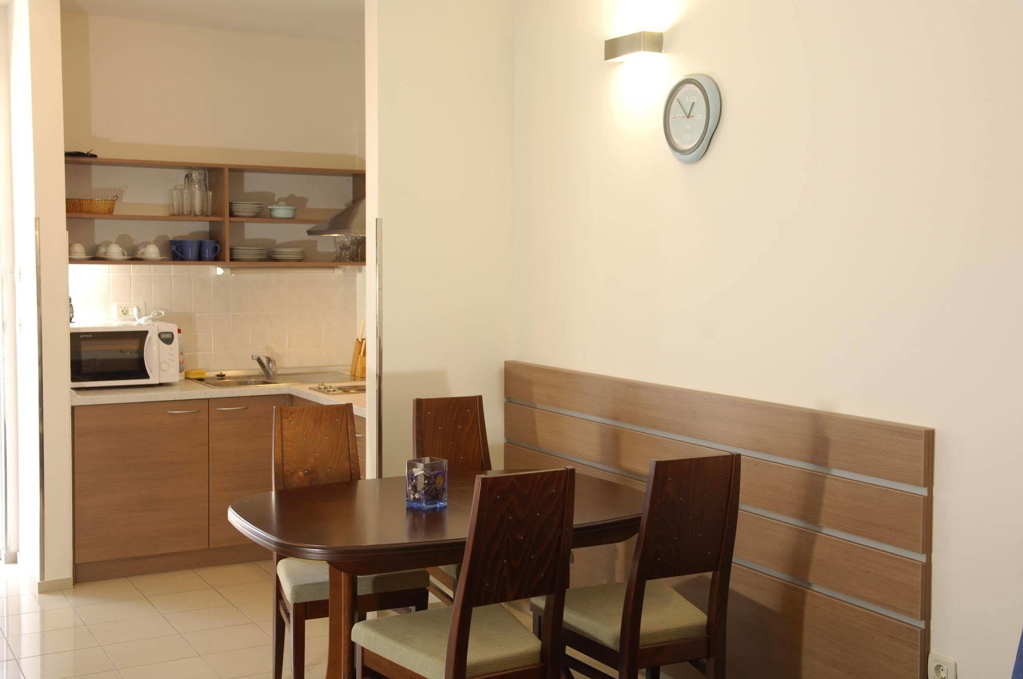 Apartmani Marija Postira Luaran gambar